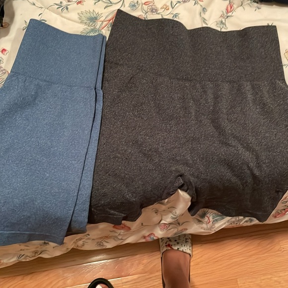 Shorts - Picture 2 of 2